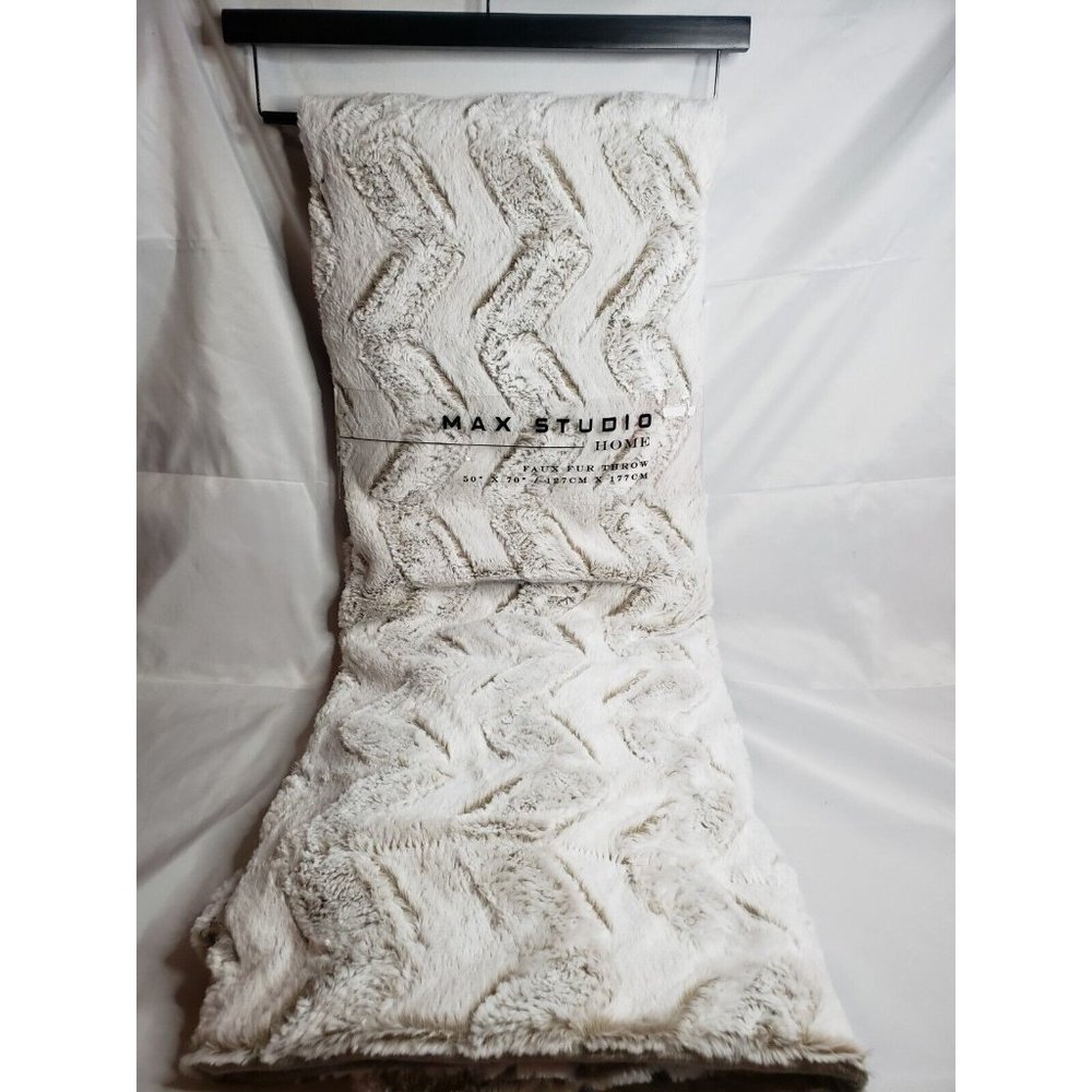 Max Studio Home Throw Blanket 50" x 70" Faux Fur Ivory Taupe New